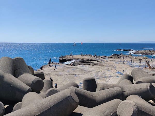 江の島　釜の口