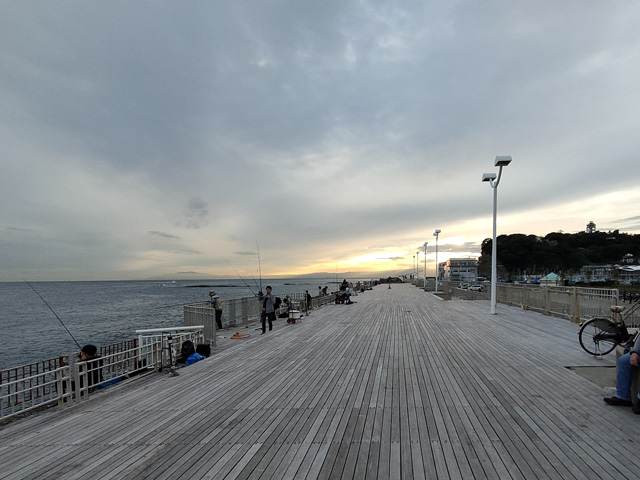 江の島大堤防