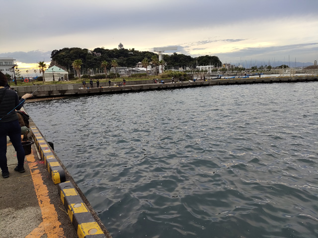 江の島大堤防